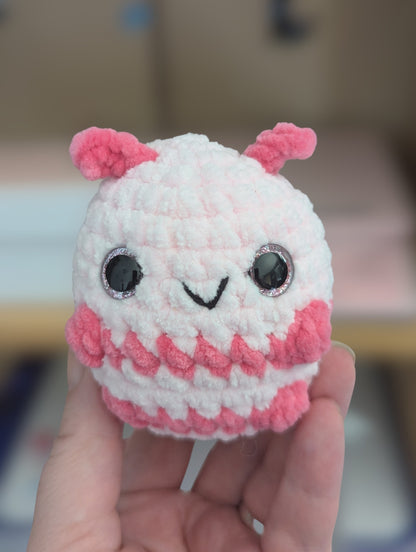 Sitting bee plushie